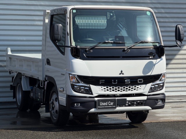 Mitsubishi Fuso Canter 1