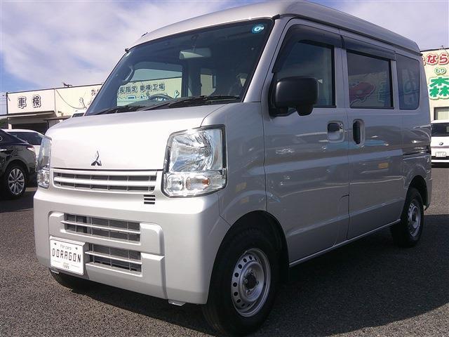 Mitsubishi Minicab Van 1