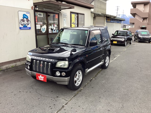 Mitsubishi Pajero Mini 1