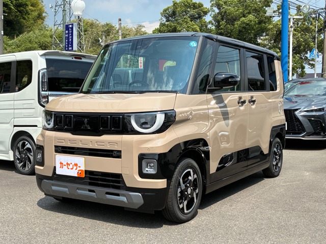 Mitsubishi Delica Mini 1