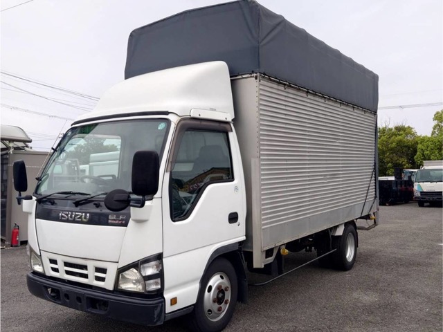 2005 Isuzu Elf