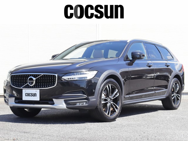 Volvo V90 Cross Country 1