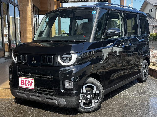 Mitsubishi Delica Mini 1
