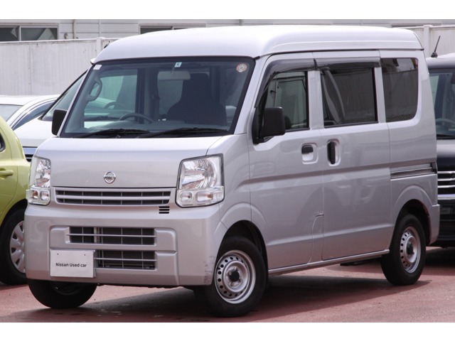 Nissan NV100 Clipper 1