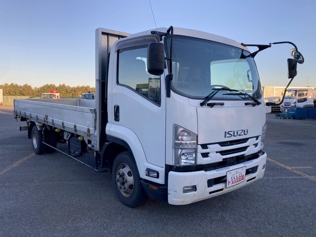 2018 Isuzu Forward
