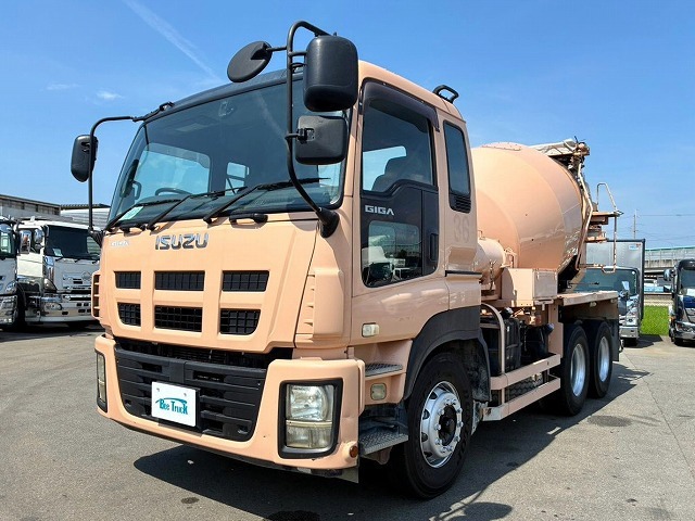 2012 Isuzu Giga