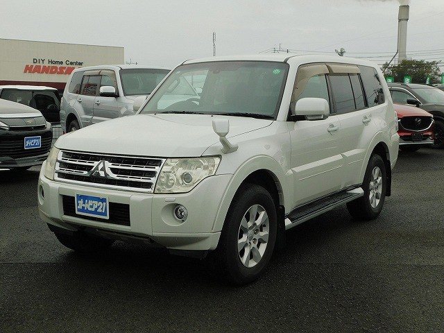 2011 Mitsubishi Pajero