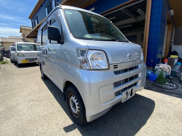 2017 Daihatsu Hijet Cargo