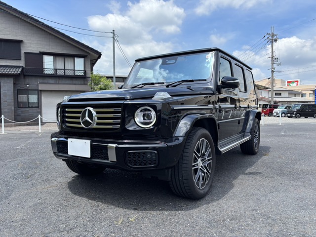 Mercedes-Benz G-Class 1