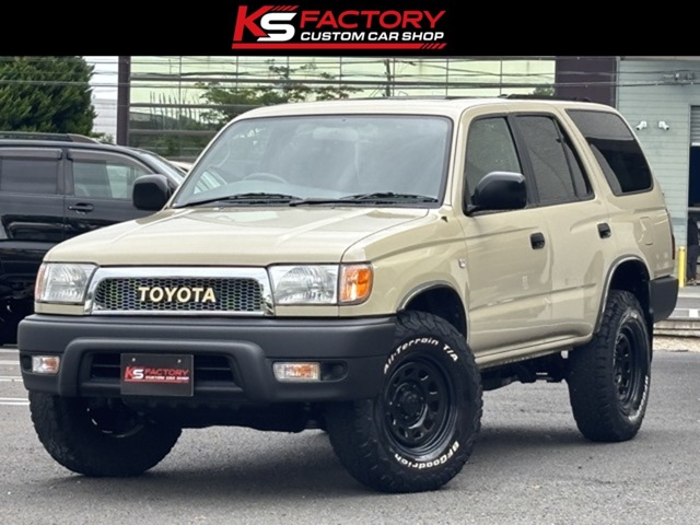 Toyota Hilux Surf 2