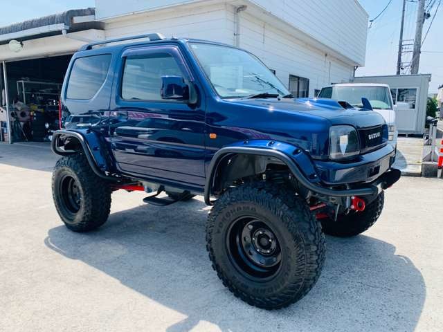 Suzuki Jimny 1