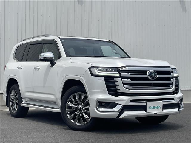 Toyota Land Cruiser 300 2