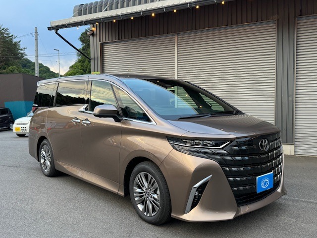 2024 Toyota Alphard