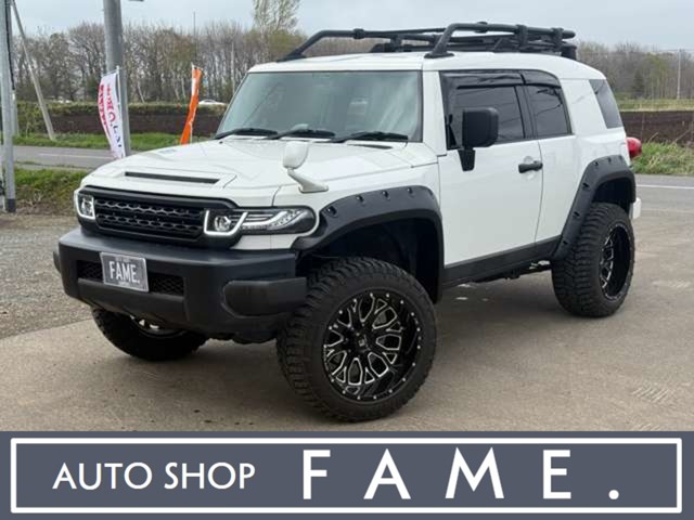 Toyota FJ Cruiser 2