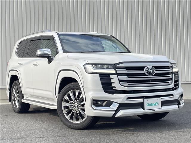 Toyota Land Cruiser 300 2