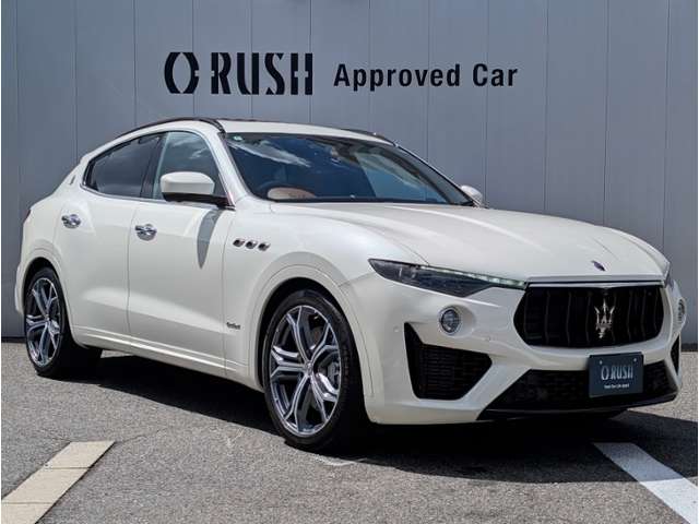 Maserati Levante 1