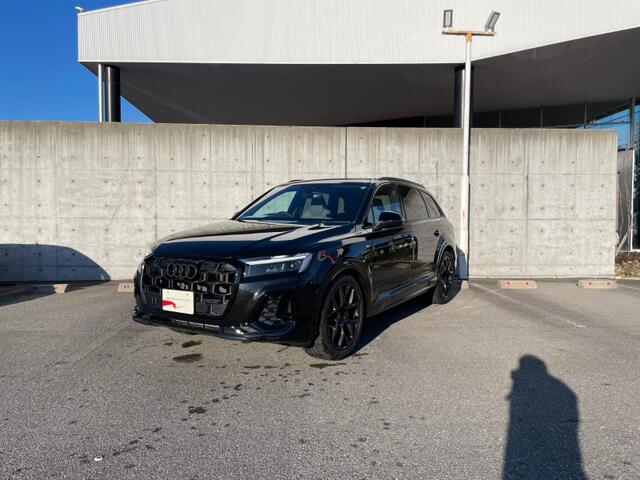 Audi Q7 1