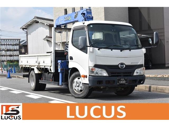 Hino Dutro 1