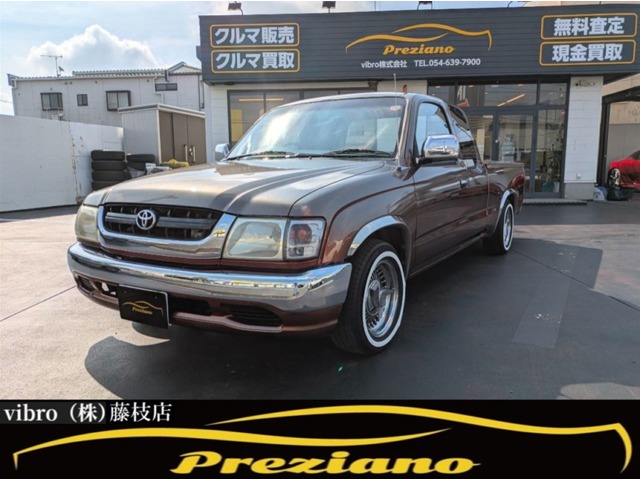 2002 Toyota Hilux