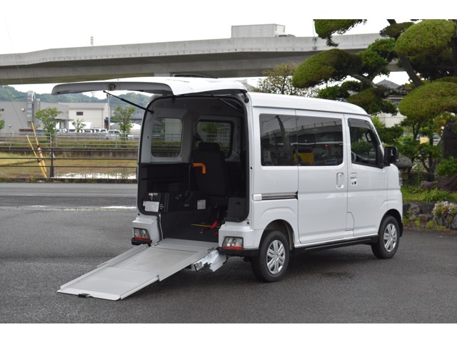 2022 Daihatsu Atrai