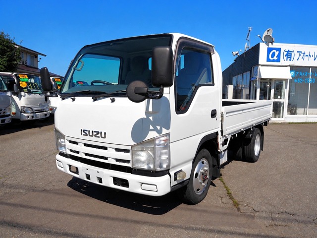 2013 Isuzu Elf