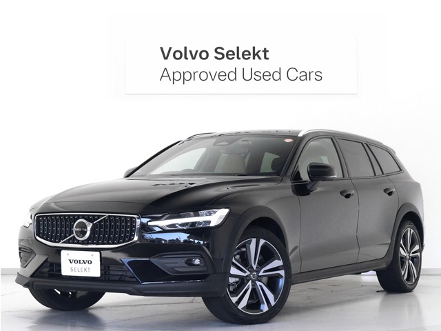 2025 Volvo V60 Cross Country