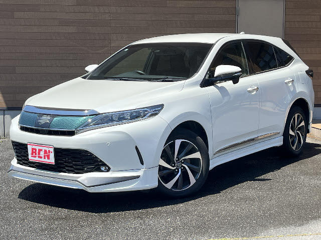 Toyota Harrier 1