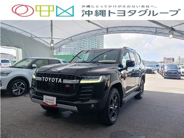 Toyota Land Cruiser 300 2