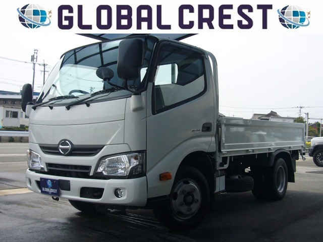 Hino Dutro 1