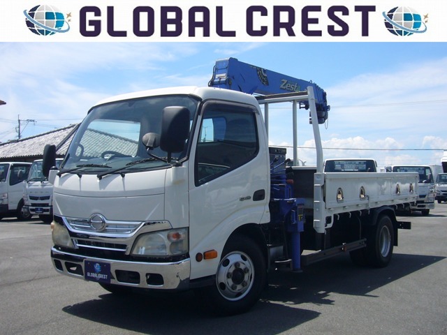 Hino Dutro 1