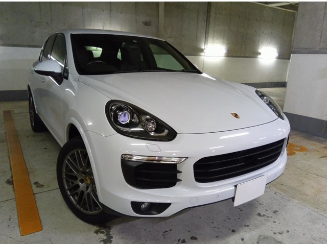 Porsche Cayenne 2