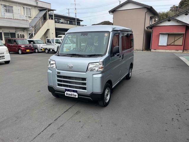 Daihatsu Hijet Cargo 1