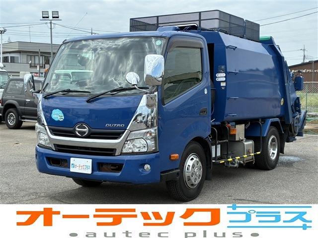 Hino Dutro 1