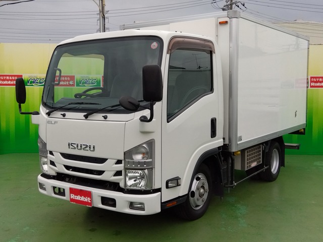 Isuzu Elf 1