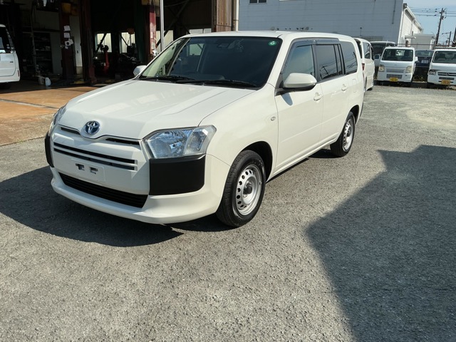 Toyota Probox Van 1