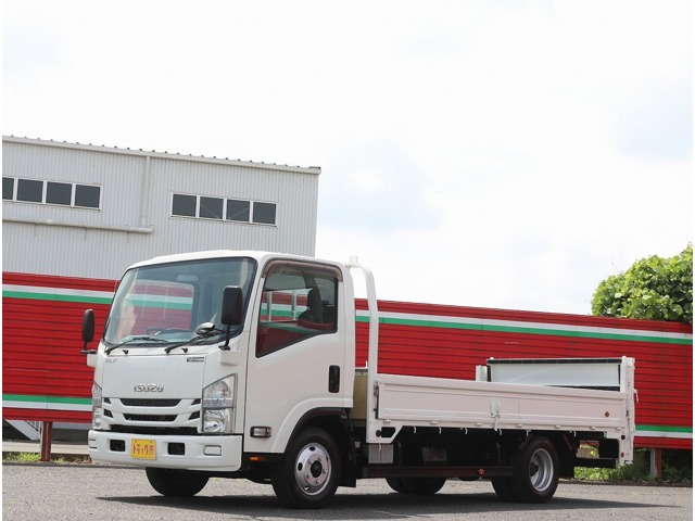 2019 Isuzu Elf