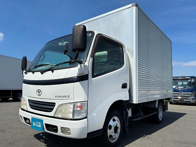 Toyota Toyoace 1