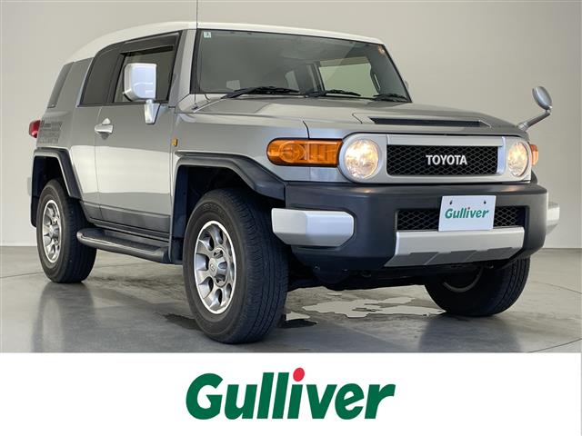 Toyota FJ Cruiser 2