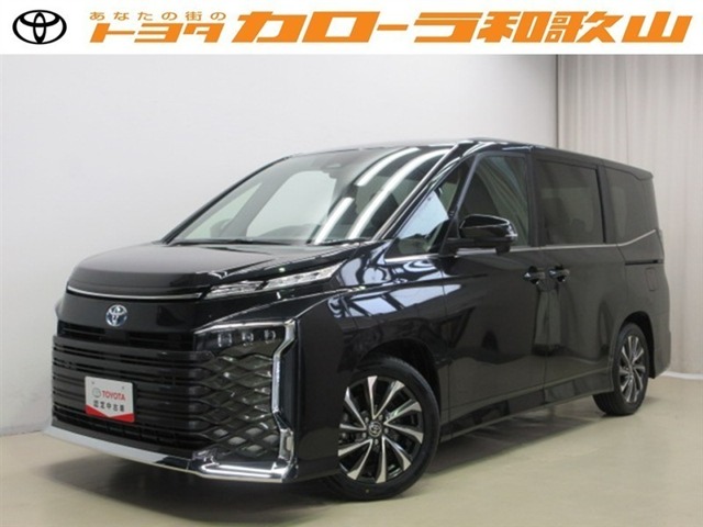 Toyota Voxy 1