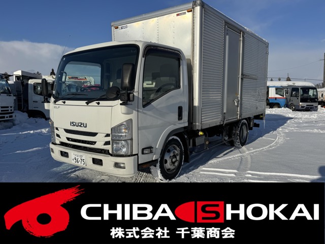 2018 Isuzu Elf