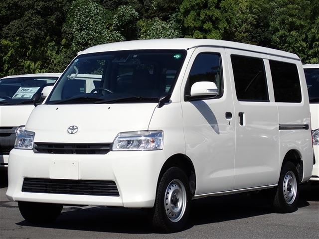 Toyota Town Ace Van 1