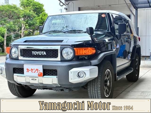Toyota FJ Cruiser 2