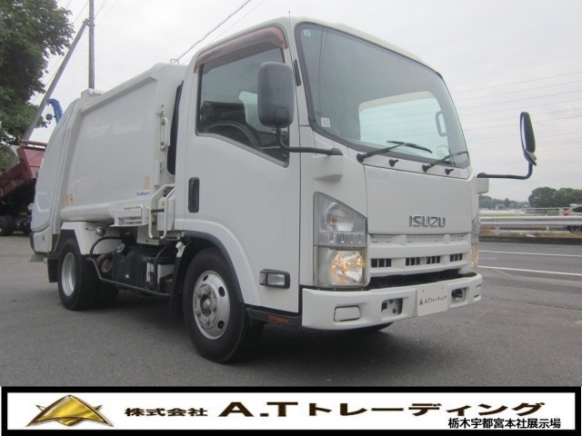 Isuzu Elf 1