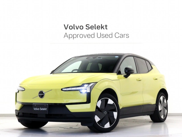 Volvo EX30 1