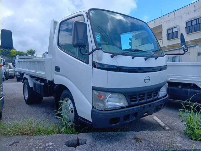 2003 Hino Dutro