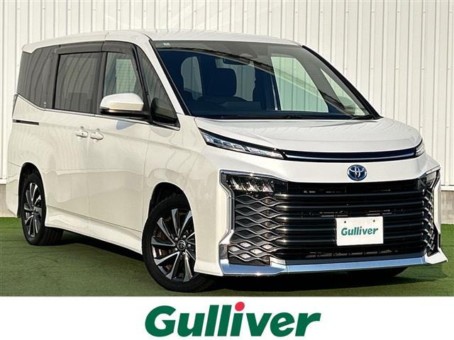 Toyota Voxy 1