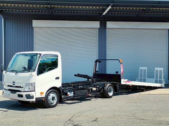 2026 Hino Dutro