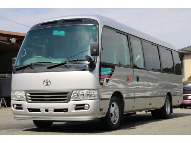 Toyota Coaster 1