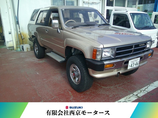 Toyota Hilux Surf 1