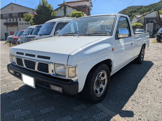 Nissan Datsun 1